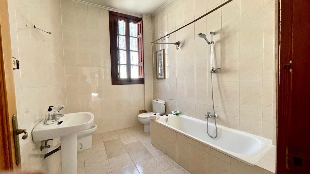 Property 2469 - Image 46